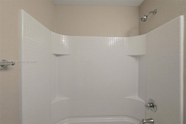 6809 Dickinson Drive, Sebring, FL 33872
