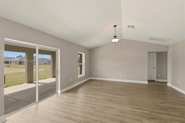 6809 Dickinson Drive, Sebring, FL 33872