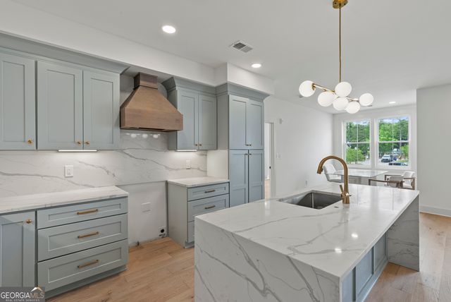 1050 Blair Ln 201, Peachtree City, GA 30269