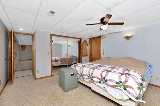 813 N Covington St, Wichita, KS 67212