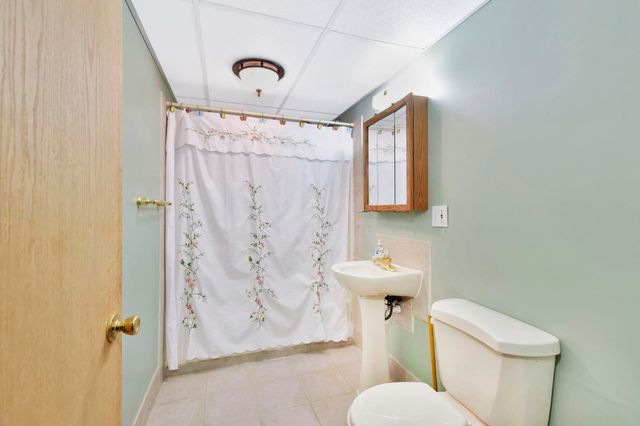 813 N Covington St, Wichita, KS 67212