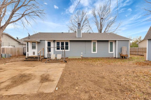 813 N Covington St, Wichita, KS 67212