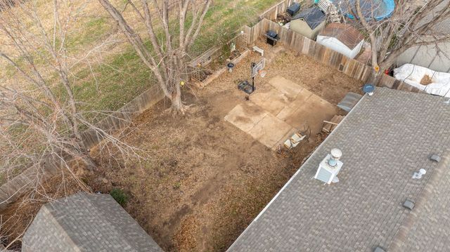 813 N Covington St, Wichita, KS 67212