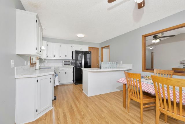 813 N Covington St, Wichita, KS 67212