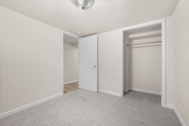 807 8th ST NW, Minot, ND 58703