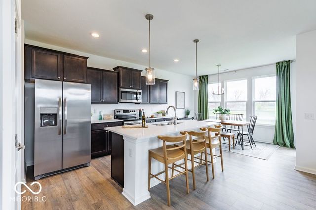 240 Hunters Ridge Drive, Danville, IN 46122