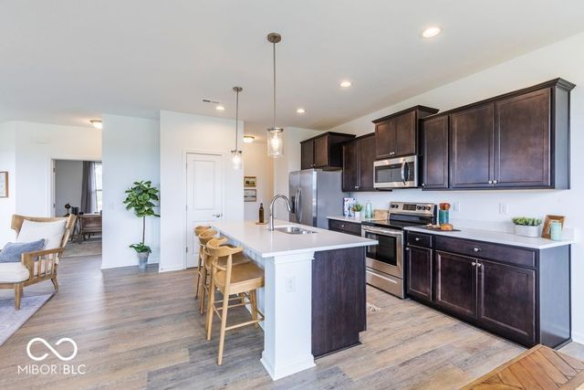 240 Hunters Ridge Drive, Danville, IN 46122