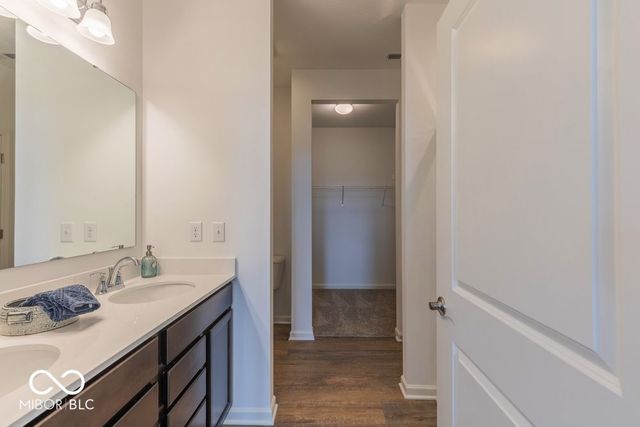 240 Hunters Ridge Drive, Danville, IN 46122