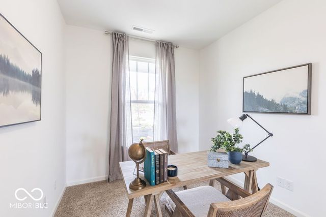 240 Hunters Ridge Drive, Danville, IN 46122