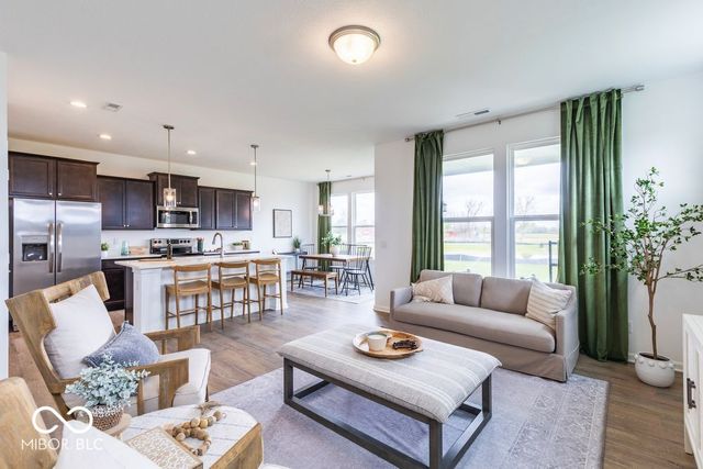 240 Hunters Ridge Drive, Danville, IN 46122