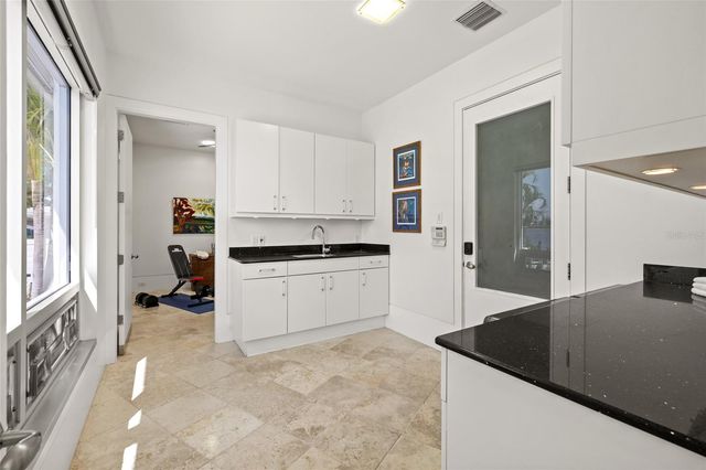 360 26TH AVENUE SE, St Petersburg, FL 33705