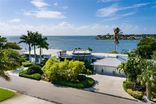 360 26TH AVENUE SE, St Petersburg, FL 33705