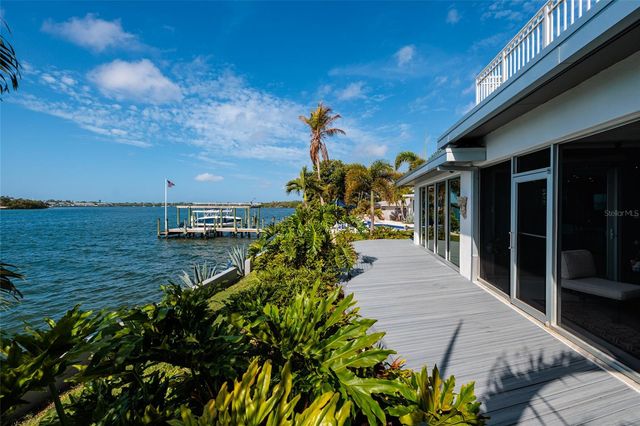360 26TH AVENUE SE, St Petersburg, FL 33705
