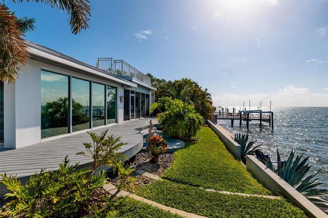 360 26TH AVENUE SE, St Petersburg, FL 33705