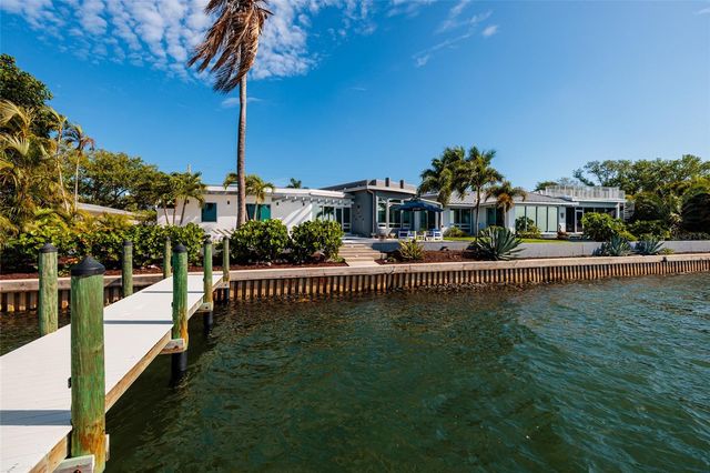 360 26TH AVENUE SE, St Petersburg, FL 33705