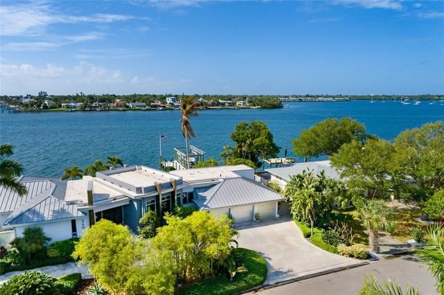 360 26TH AVENUE SE, St Petersburg, FL 33705