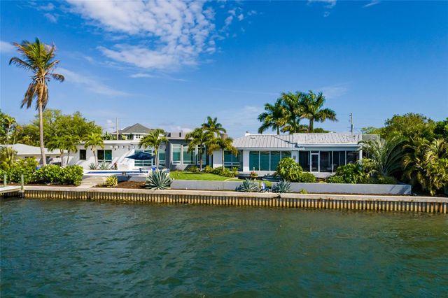 360 26TH AVENUE SE, St Petersburg, FL 33705