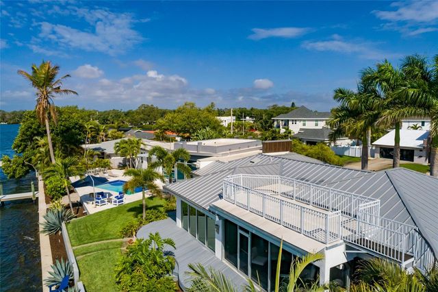 360 26TH AVENUE SE, St Petersburg, FL 33705