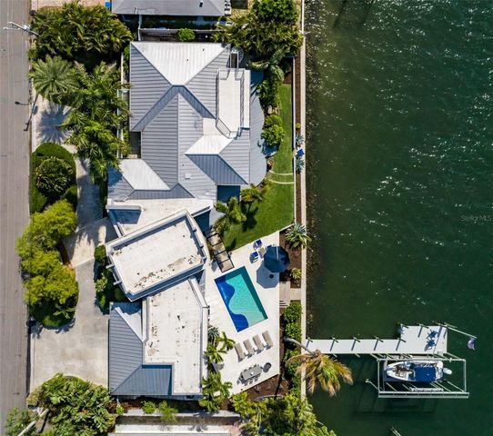 360 26TH AVENUE SE, St Petersburg, FL 33705