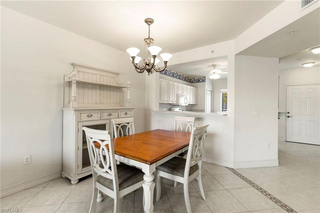 7839 Regal Heron CIR # 205, Naples, FL 34104