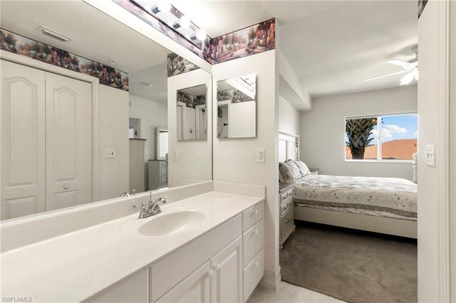 7839 Regal Heron CIR # 205, Naples, FL 34104