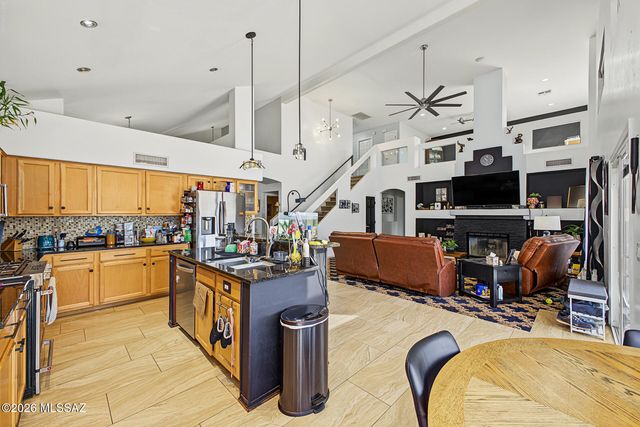 8649 N Ahwatukee Way, Tucson, AZ 85743