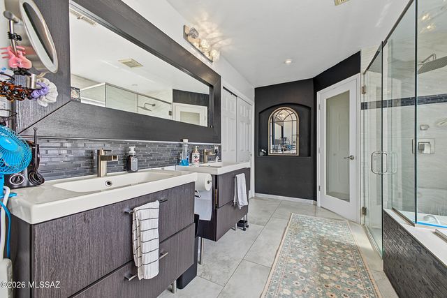8649 N Ahwatukee Way, Tucson, AZ 85743