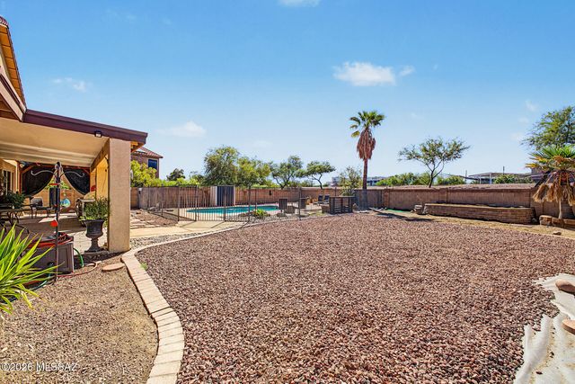 8649 N Ahwatukee Way, Tucson, AZ 85743