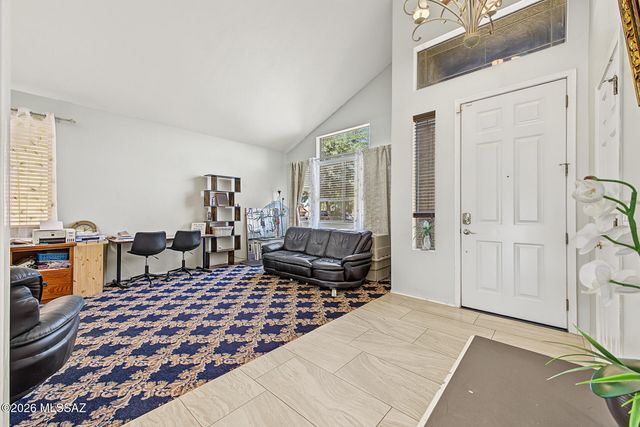 8649 N Ahwatukee Way, Tucson, AZ 85743