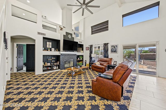 8649 N Ahwatukee Way, Tucson, AZ 85743