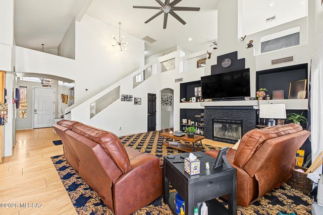 8649 N Ahwatukee Way, Tucson, AZ 85743