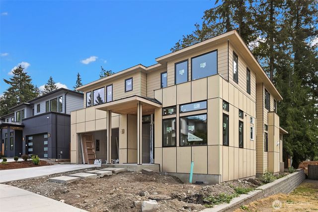 7921 NE 124th Street, Kirkland, WA 98034