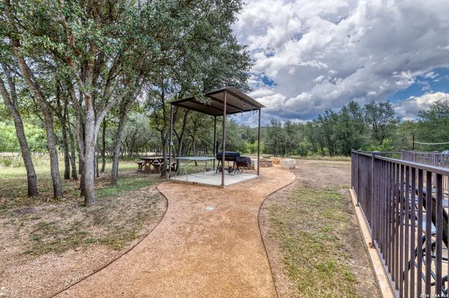 900 Tierra Linda, Concan, TX 78838