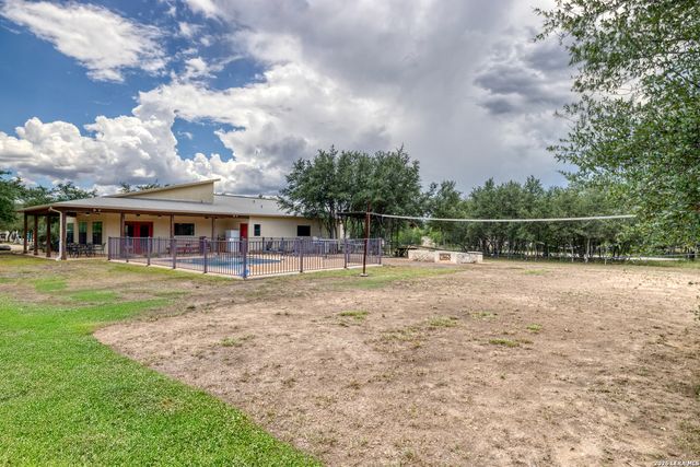 900 Tierra Linda, Concan, TX 78838