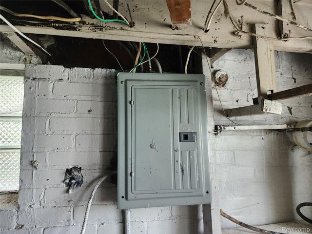 19120 Orleans Street, Highland Park, MI 48203