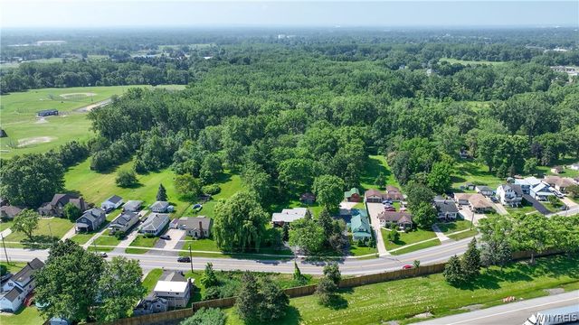 181 Cayuga Creek Road, Cheektowaga, NY 14227