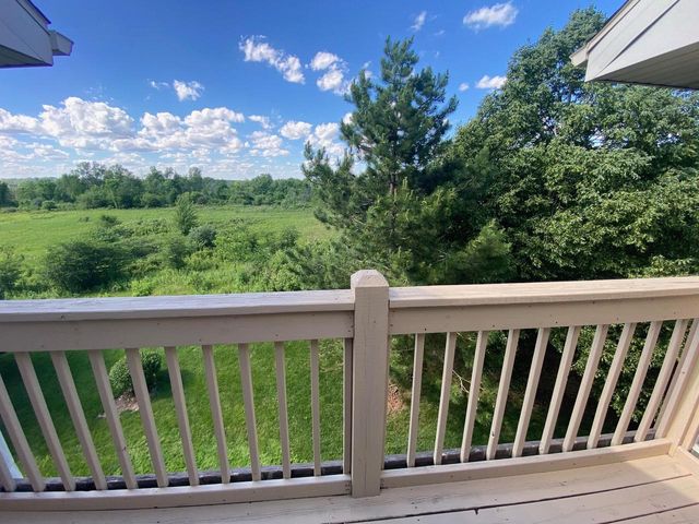 9275 S 51st STREET, Franklin, WI 53132
