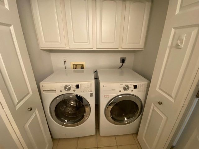 9275 S 51st STREET, Franklin, WI 53132