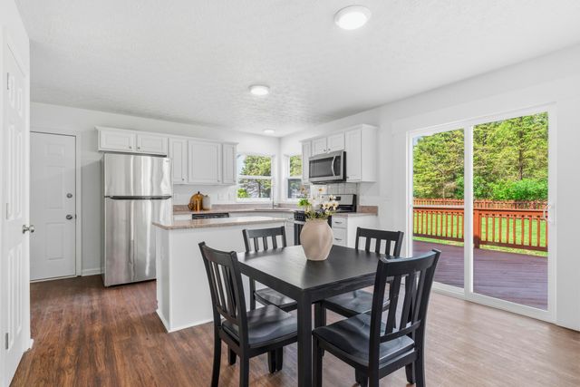 12478 Thoroughbred Drive, Pickerington, OH 43147