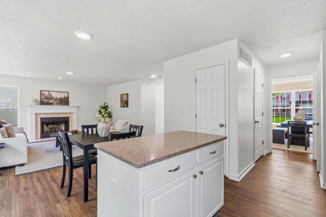 12478 Thoroughbred Drive, Pickerington, OH 43147