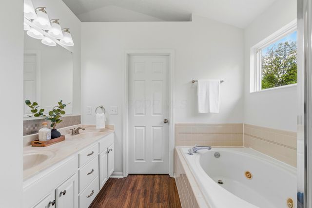 12478 Thoroughbred Drive, Pickerington, OH 43147
