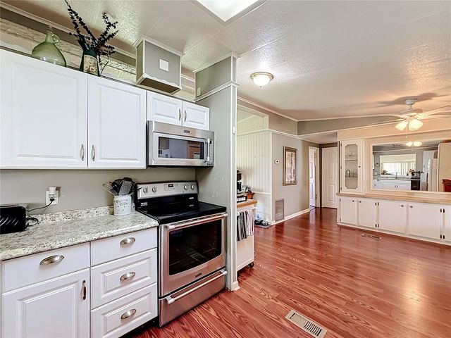 1157 CAPELLA DRIVE, Tavares, FL 32778