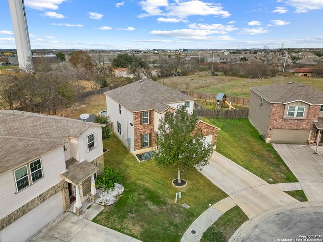 102 Texas Thistle, New Braunfels, TX 78130