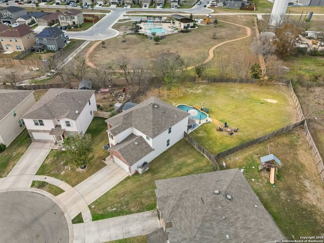 102 Texas Thistle, New Braunfels, TX 78130