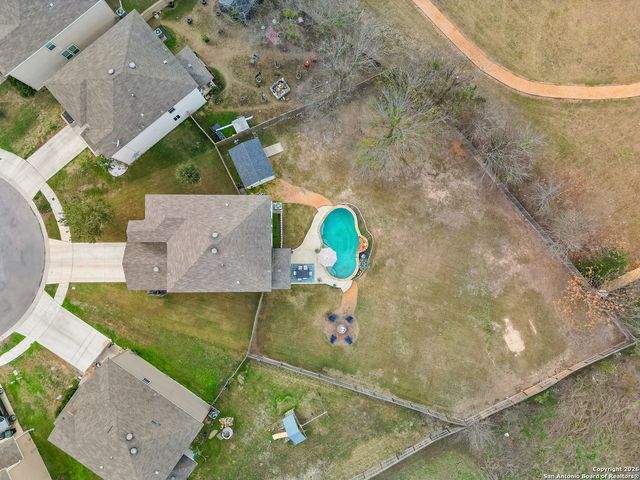 102 Texas Thistle, New Braunfels, TX 78130