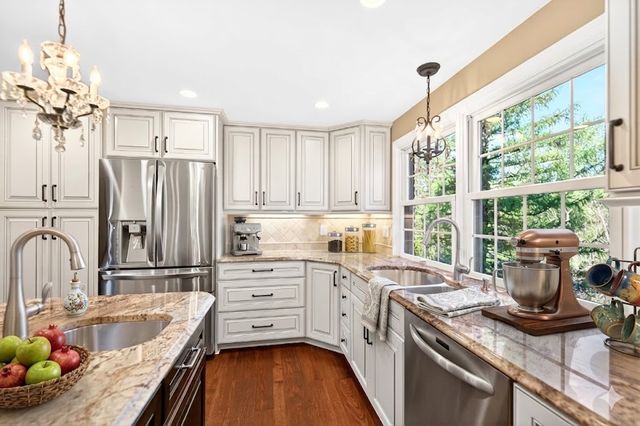 2545 Matterhorn Dr., Franklin Park, PA 15090
