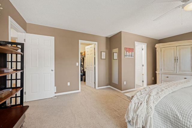 14124 55th Avenue N, Plymouth, MN 55446