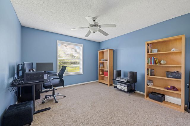 14124 55th Avenue N, Plymouth, MN 55446