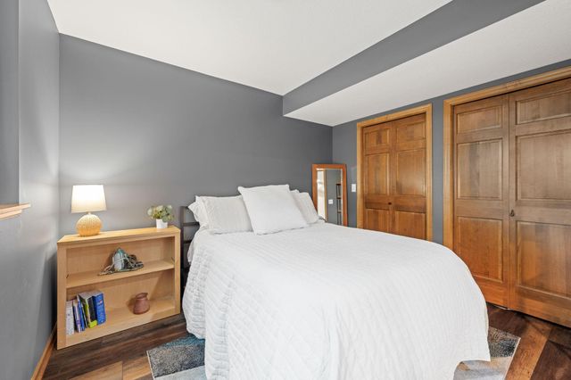 14124 55th Avenue N, Plymouth, MN 55446