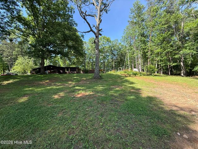 86 Alpaca Lane, Murphy, NC 28906